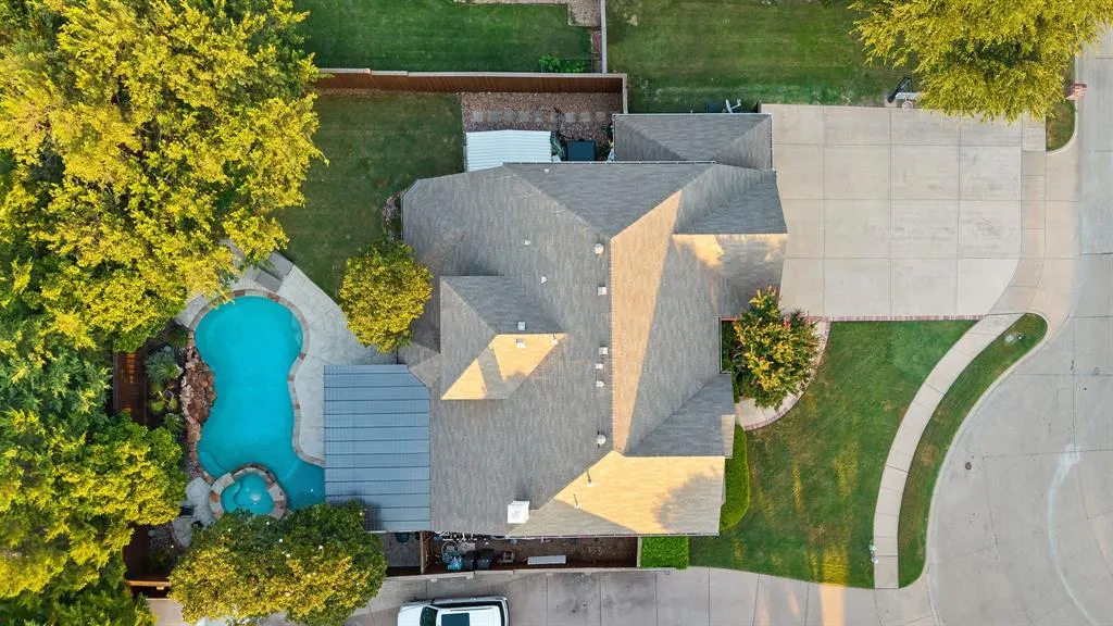 9338 Fairmont Drive