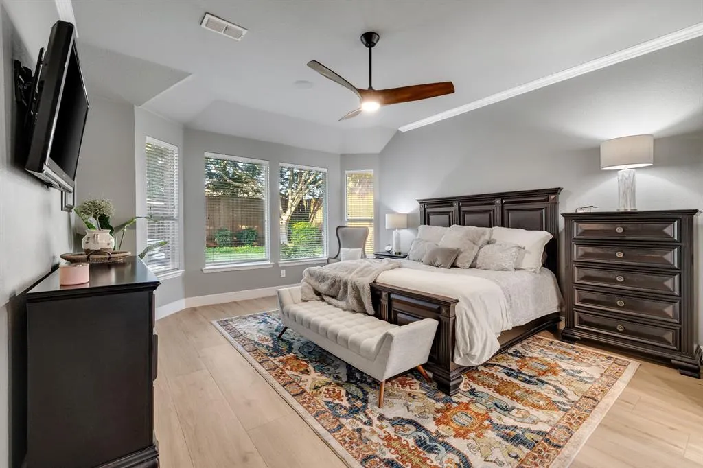 9338 Fairmont Drive