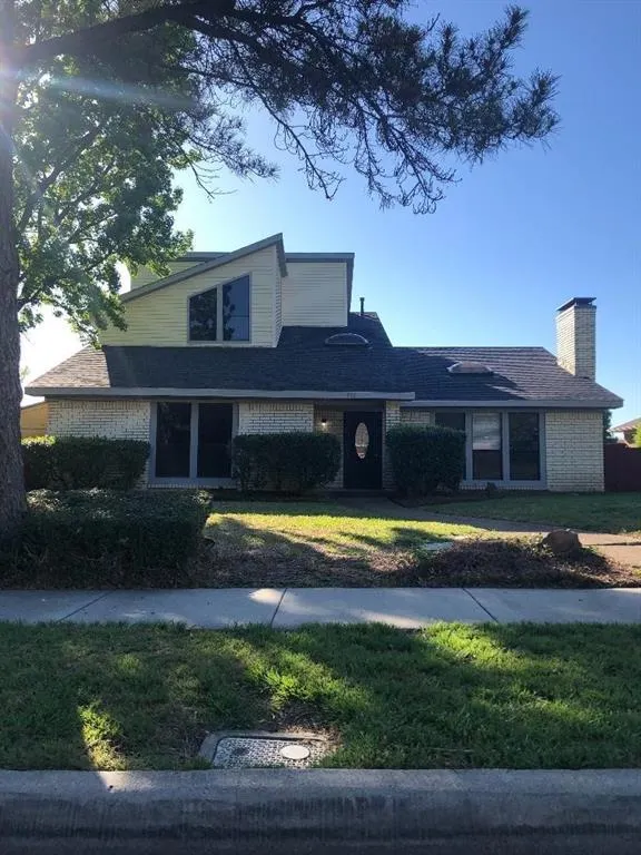 222 Syracuse Place