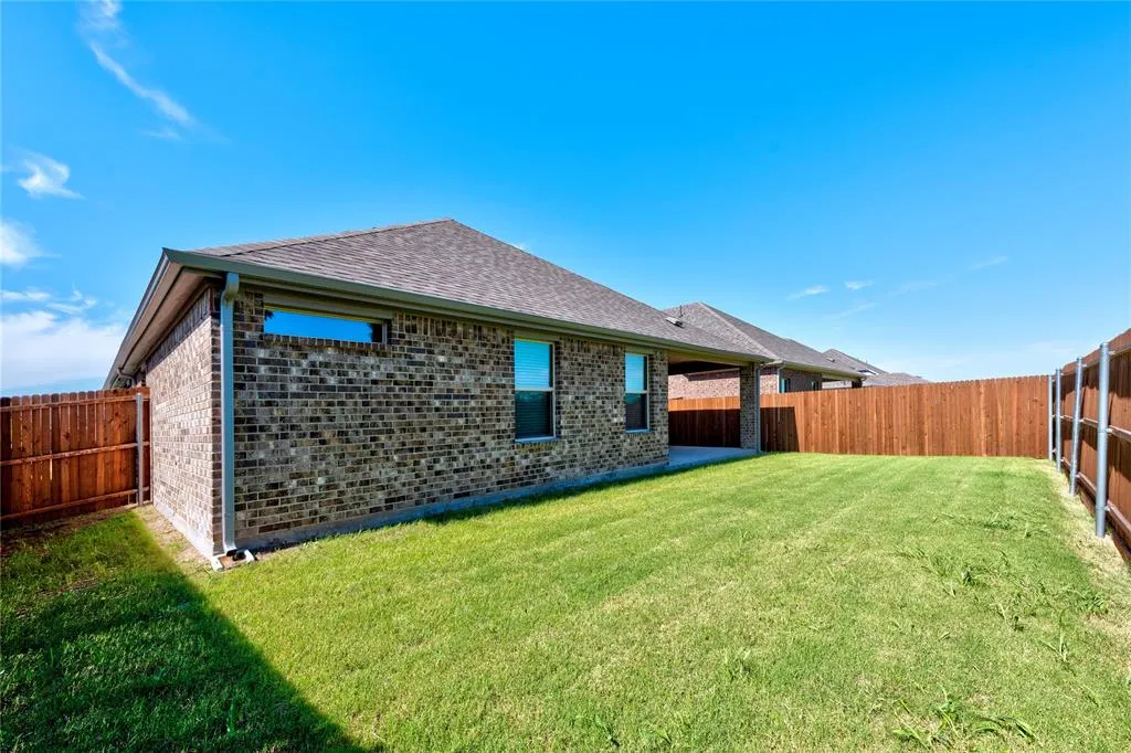 1109 Birchwood Lane