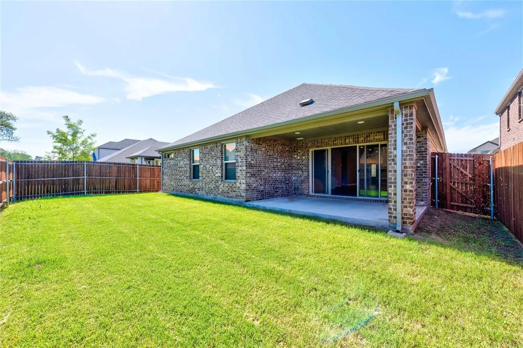 1109 Birchwood Lane