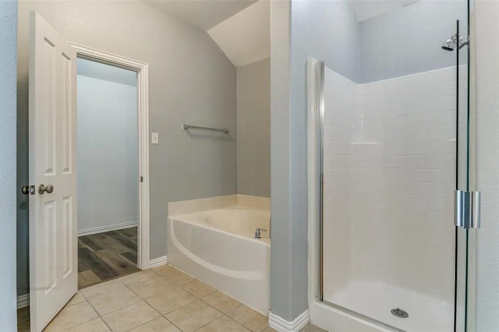 815 Creekside Drive