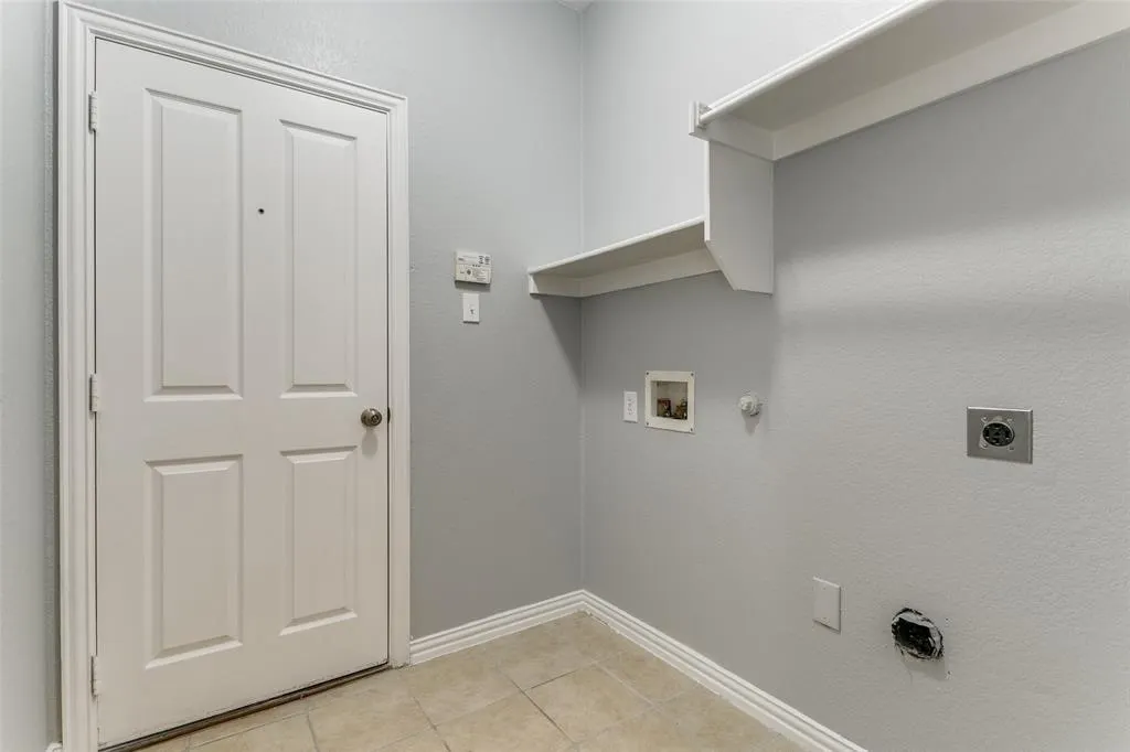 815 Creekside Drive