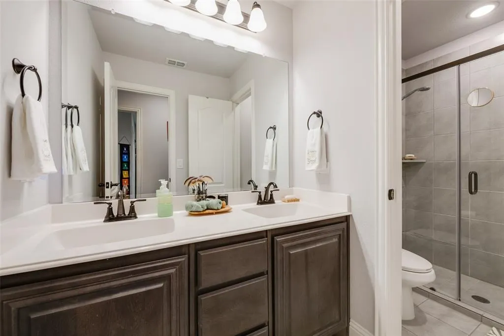 3516 Red Deer Lane