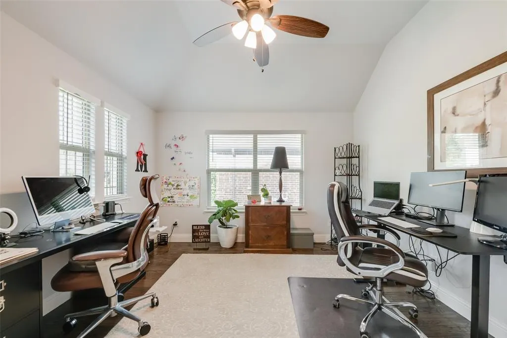 3516 Red Deer Lane