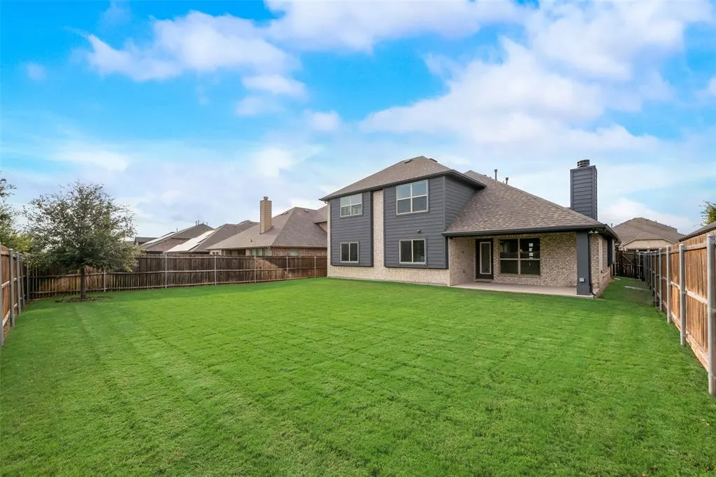 3516 Red Deer Lane