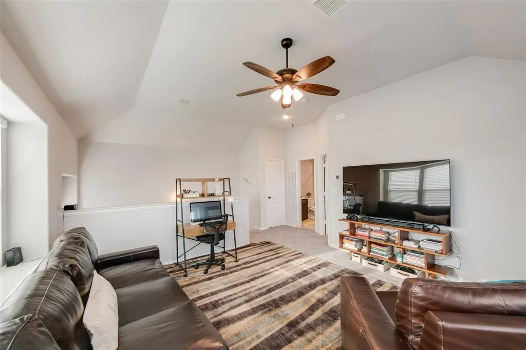 3516 Red Deer Lane