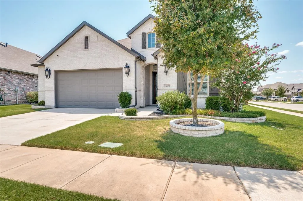 1200 Audubon Drive