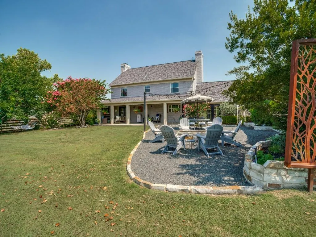 14 Country Ridge Road