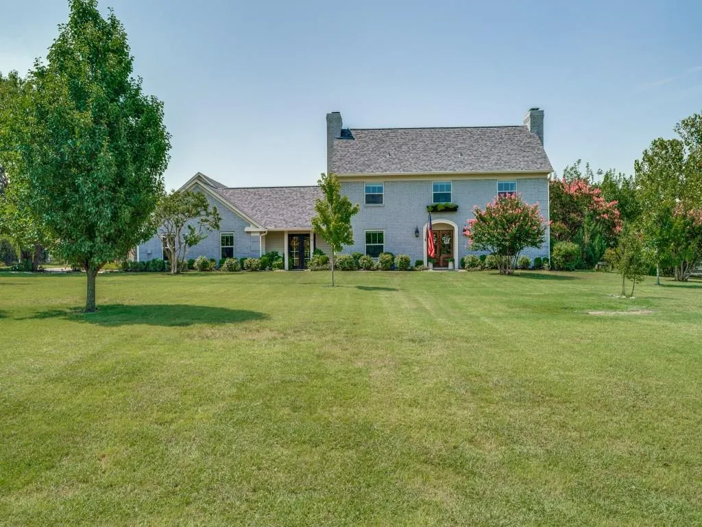 14 Country Ridge Road