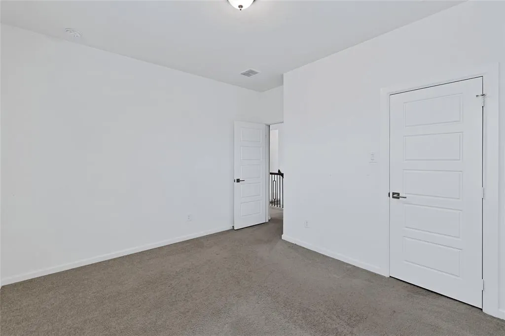 3904 Starlight Creek Drive