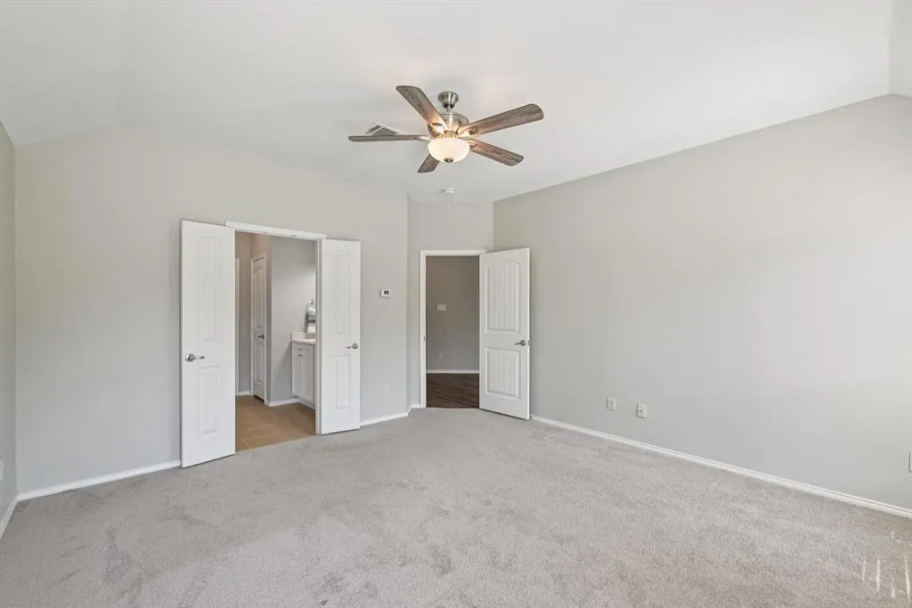 1405 Hawk Valley Drive