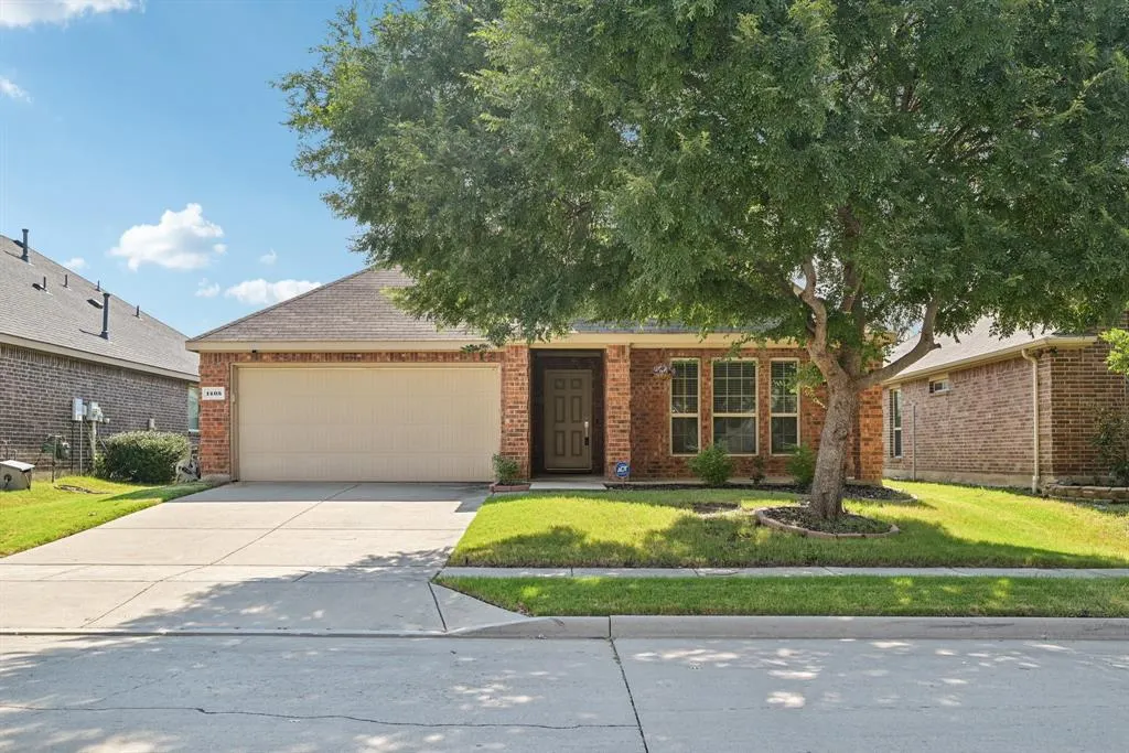1405 Hawk Valley Drive