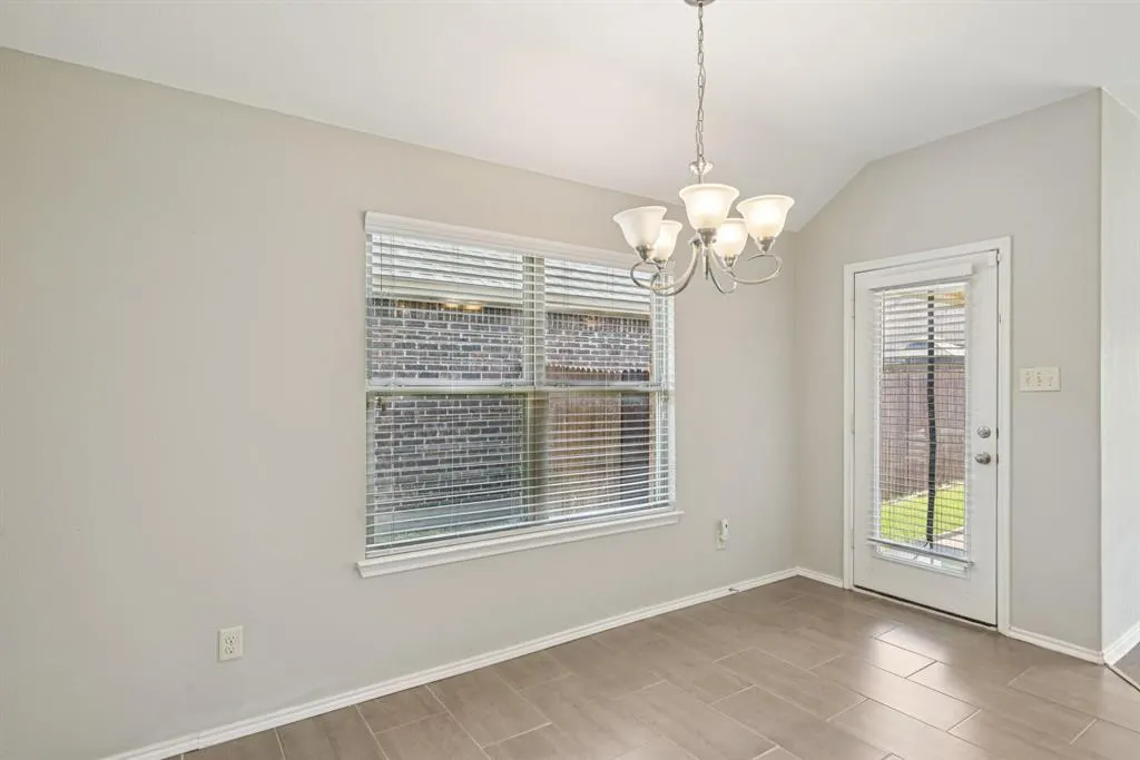 1405 Hawk Valley Drive