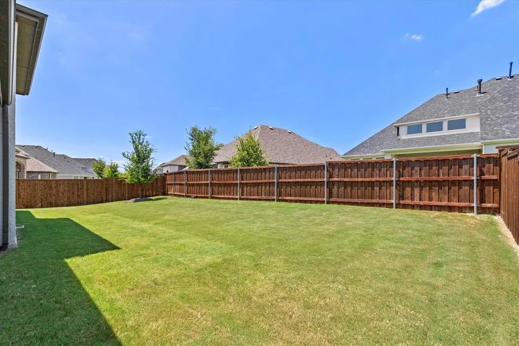 2260 Rainforest Drive