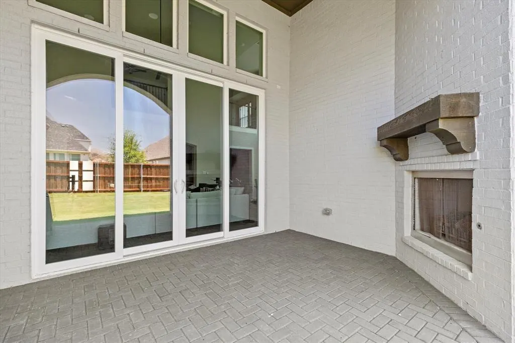 2260 Rainforest Drive