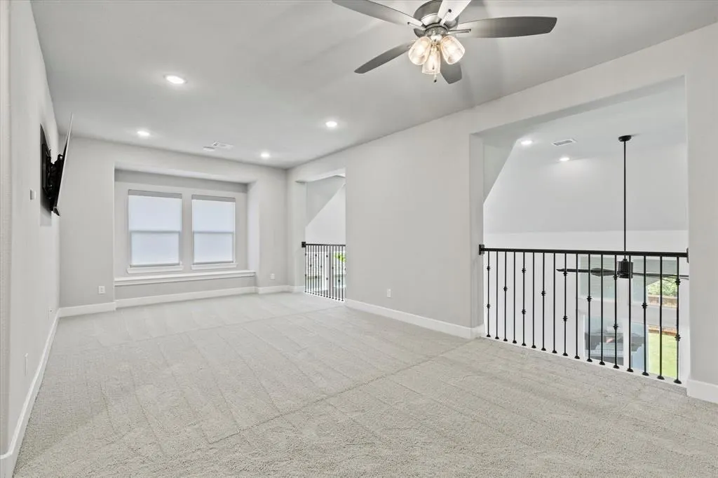 2260 Rainforest Drive
