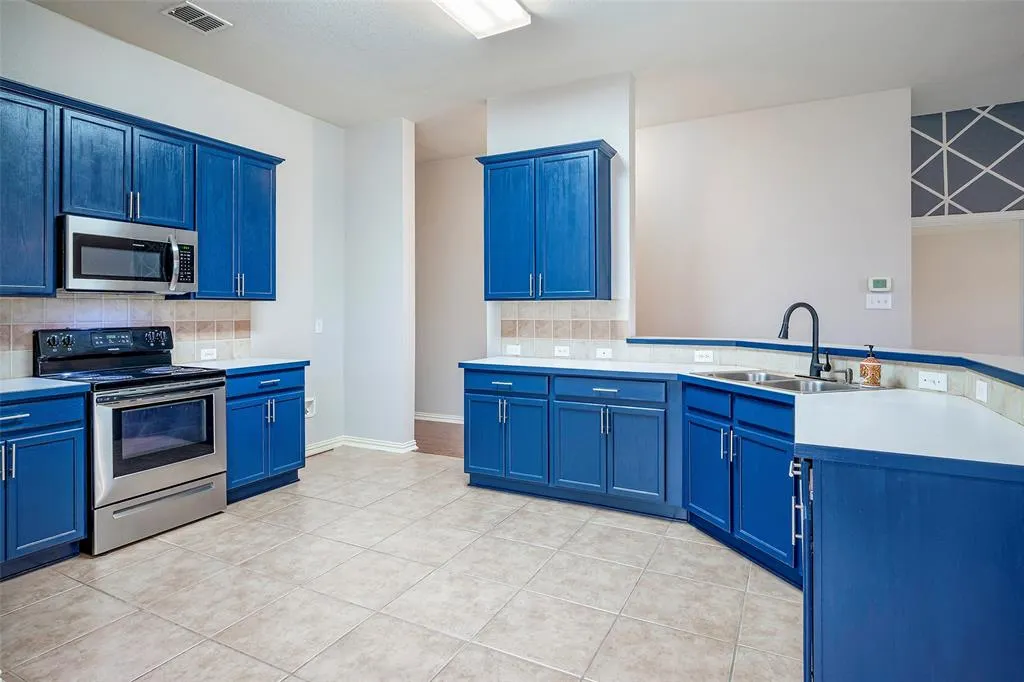 2728 Enchanted Eve Drive