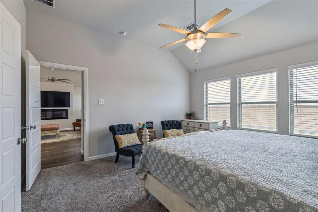 2909 Sunnyside Drive