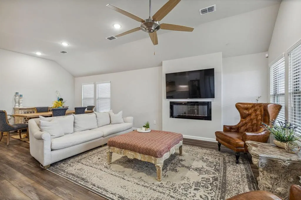 2909 Sunnyside Drive