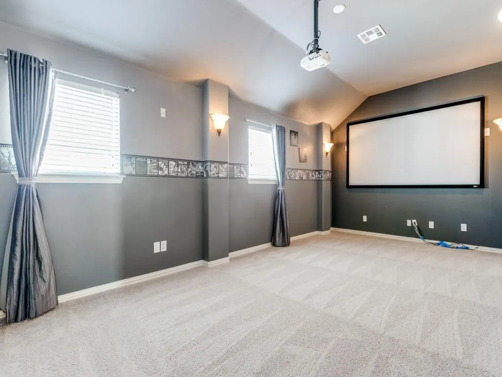 1716 Whispering Glen Drive