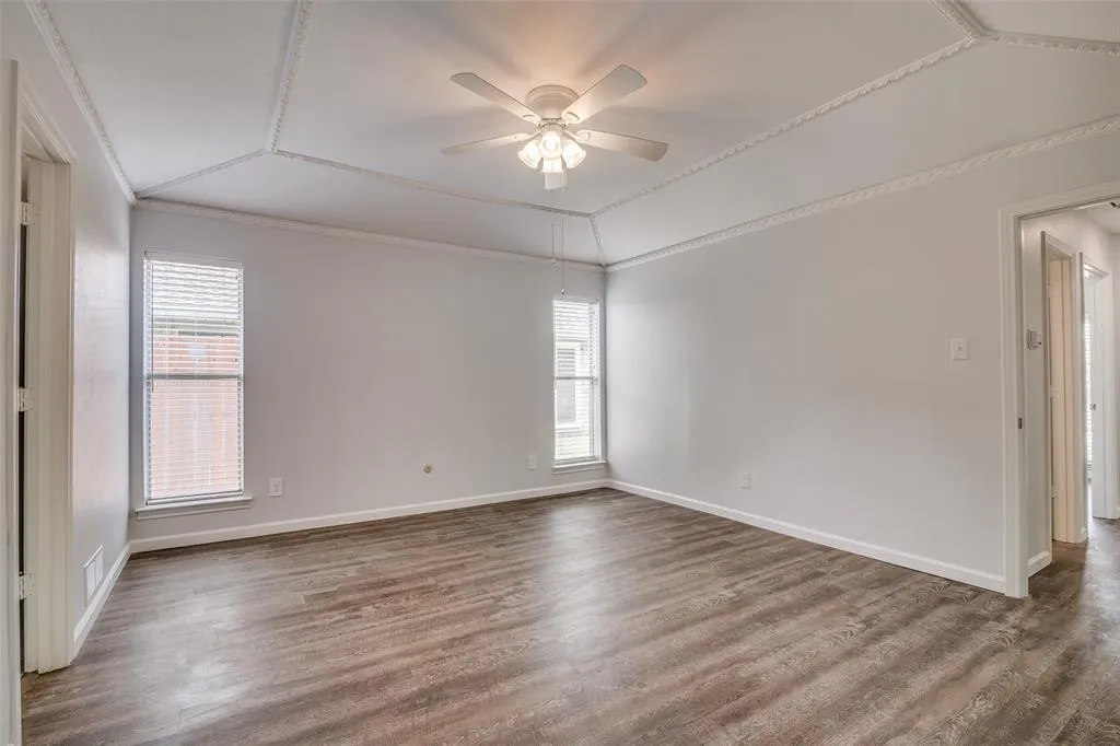1201 Windsong Trail