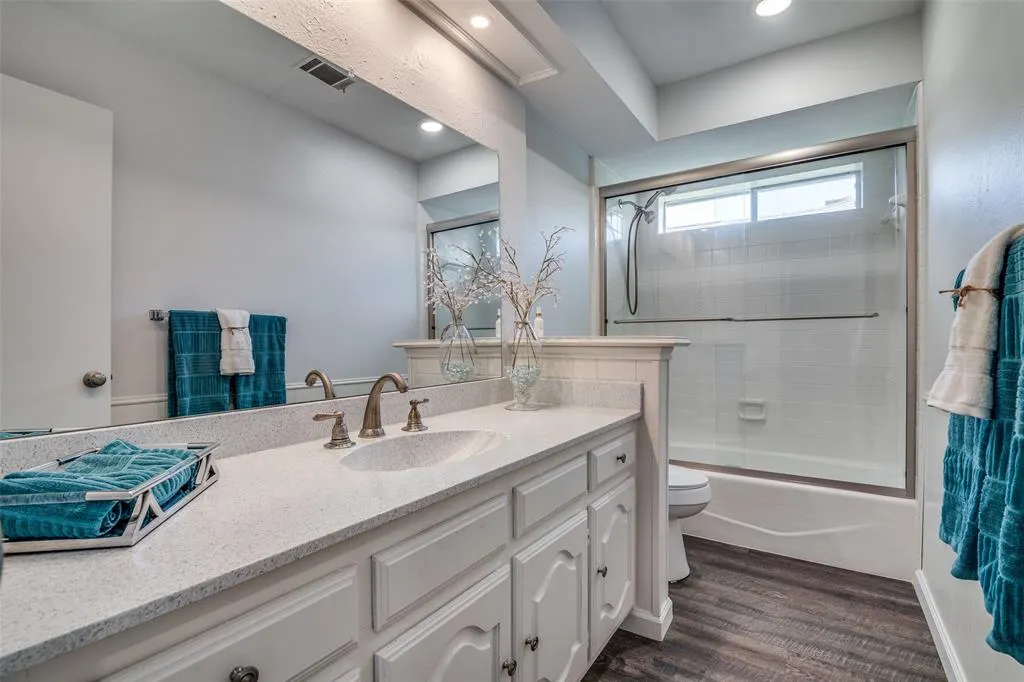 1201 Windsong Trail