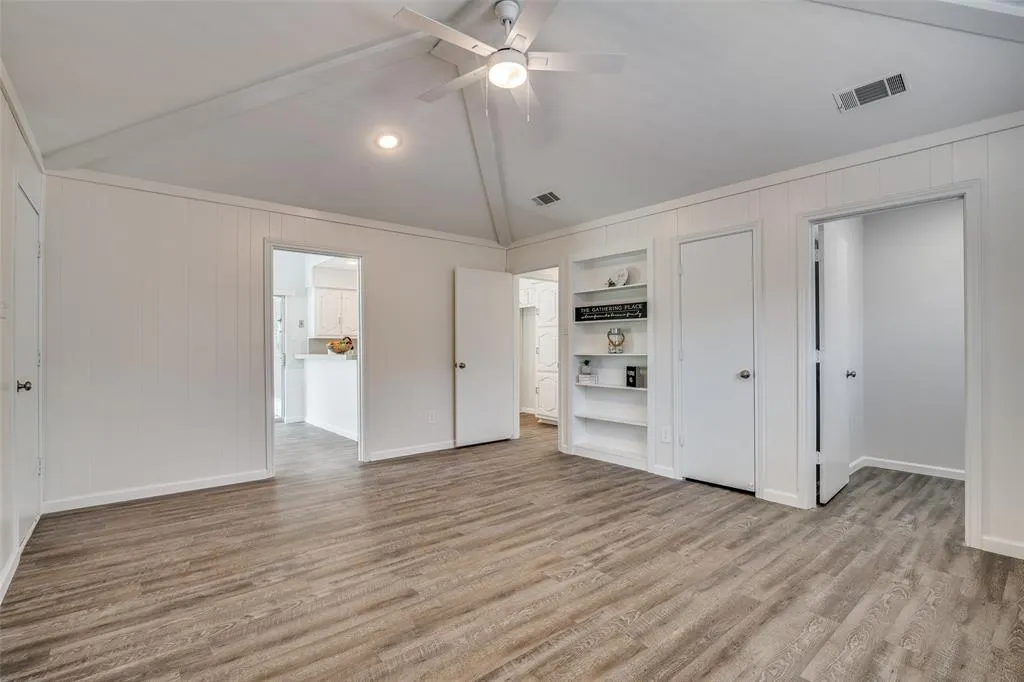 1201 Windsong Trail