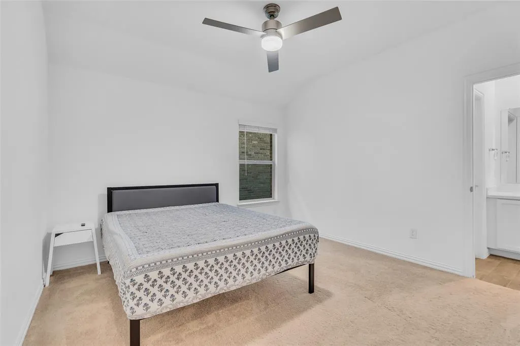 1809 Da Vinci Drive