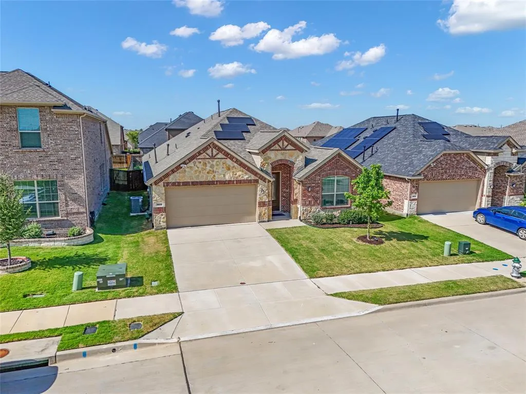 1809 Da Vinci Drive