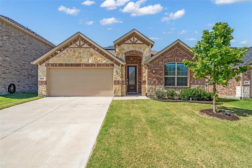 1809 Da Vinci Drive