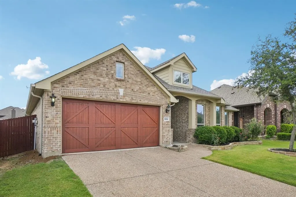 1616 Downing Drive