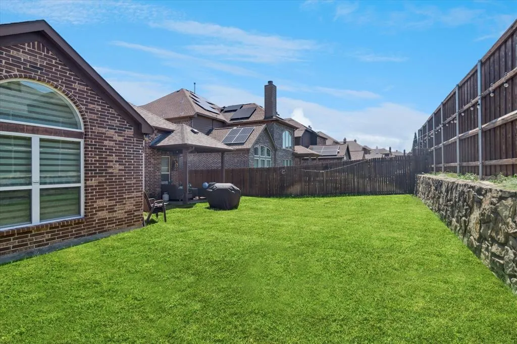 2420 Fountain Gate Drive
