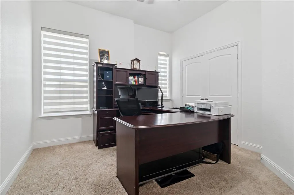 2420 Fountain Gate Drive