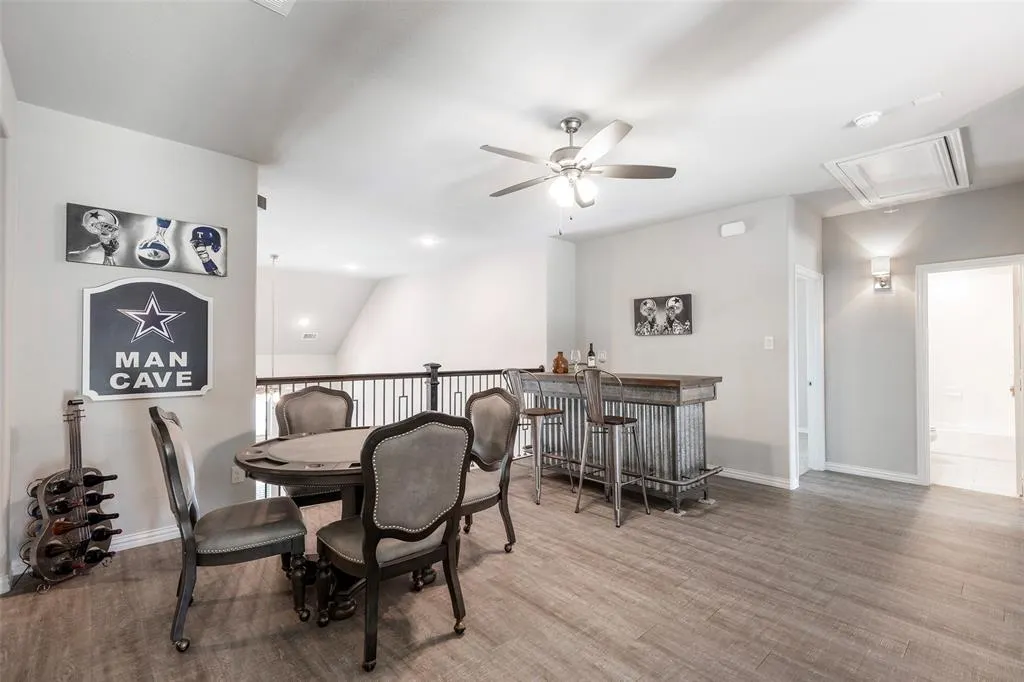 920 Windrock Lane