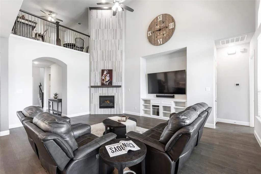 920 Windrock Lane