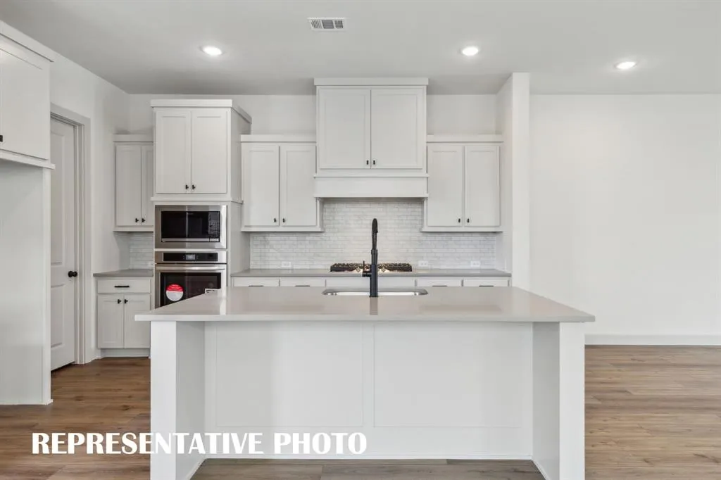 1273 Porter Street