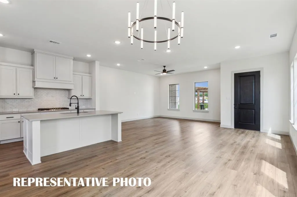1273 Porter Street
