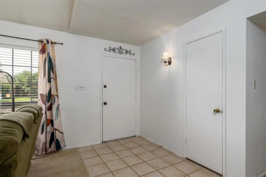 941 Cherokee Trail