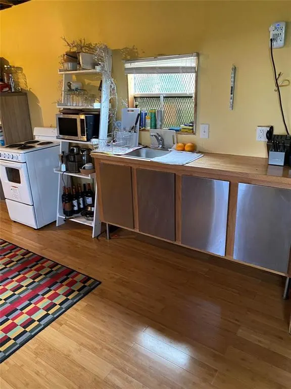 11566 private road