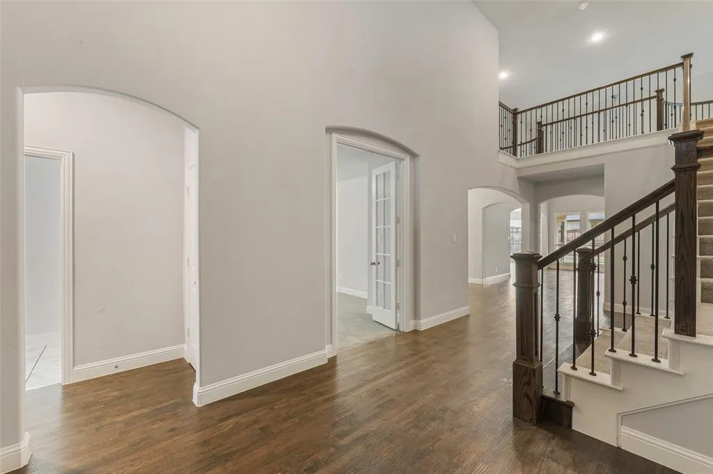 2216 Hubbard park Lane