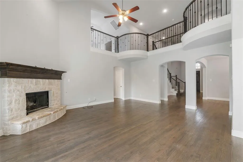 2216 Hubbard park Lane