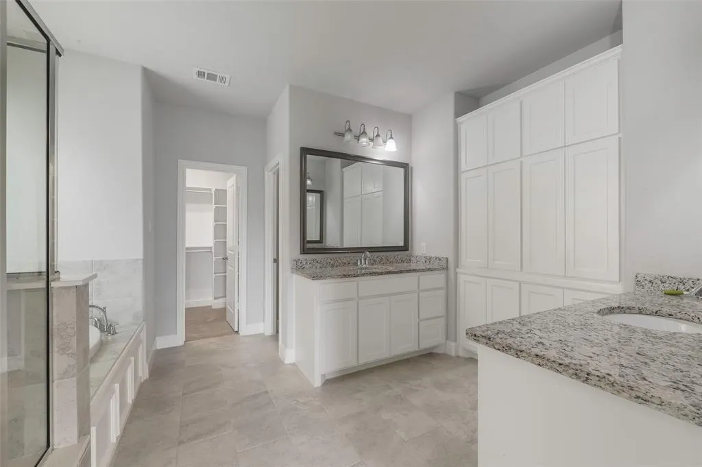 2216 Hubbard park Lane