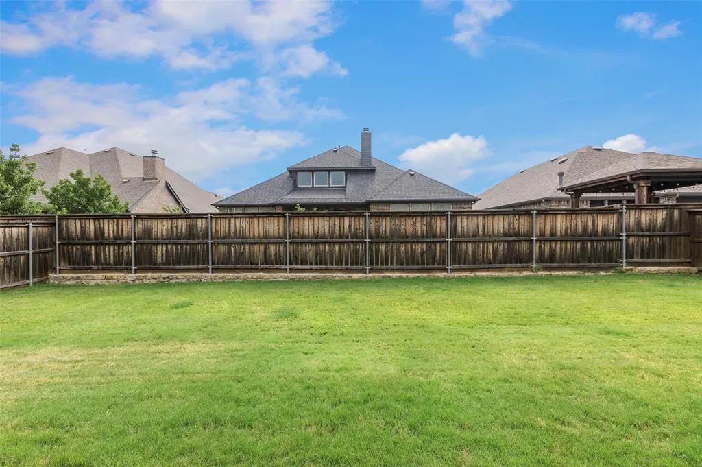 2216 Hubbard park Lane