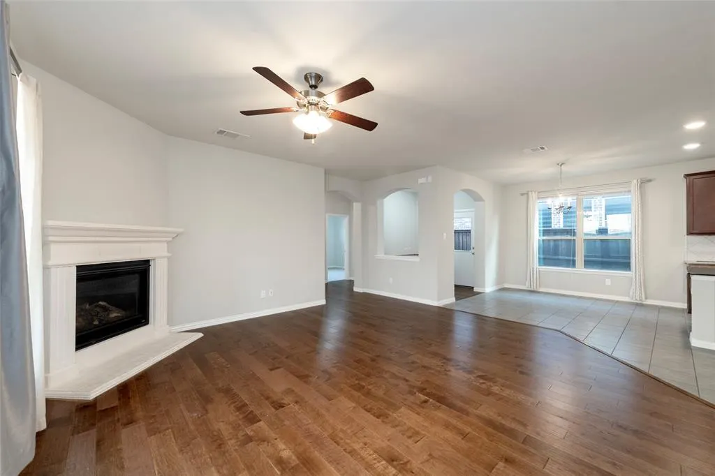 2040 Barx Drive