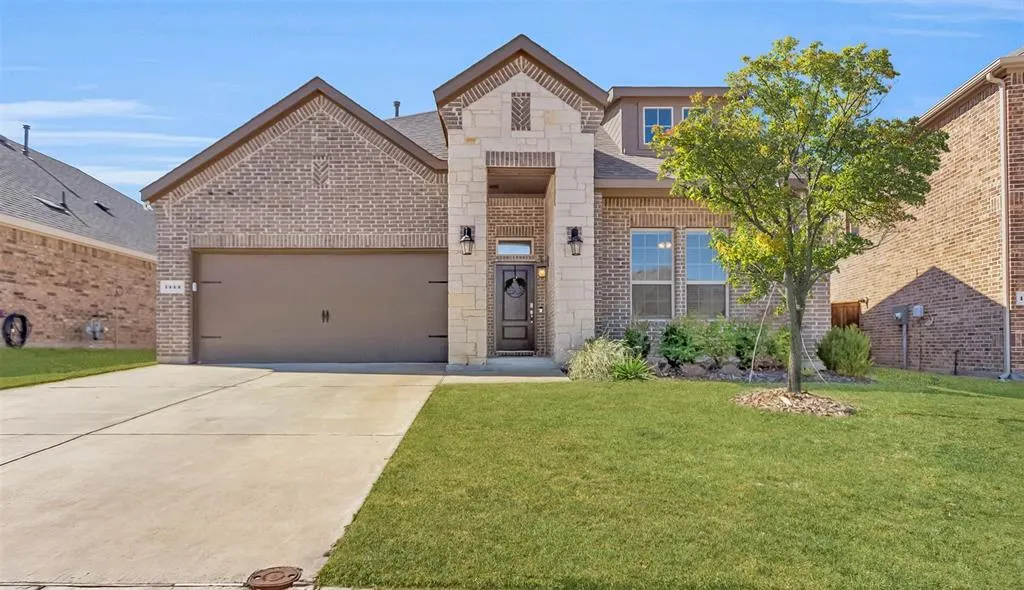1444 Green Valley Way