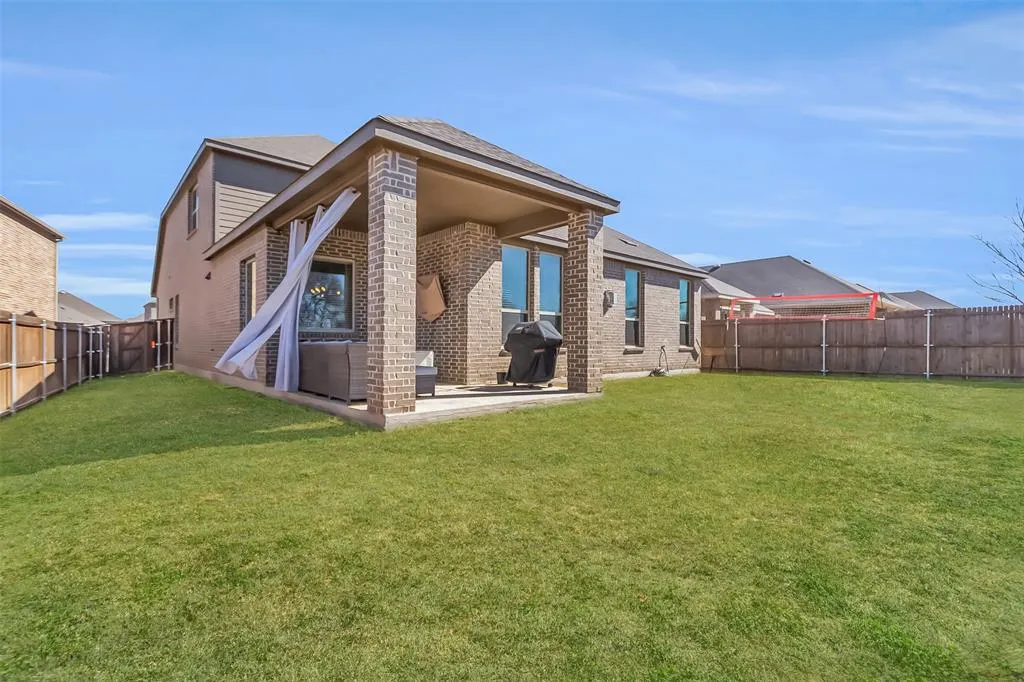 1444 Green Valley Way