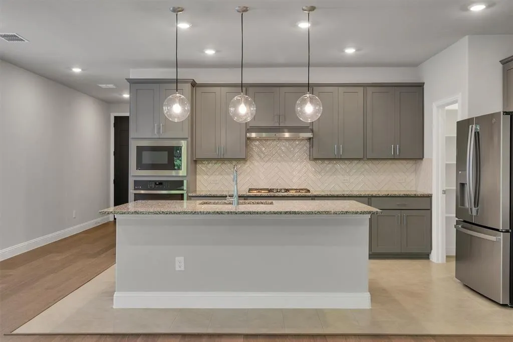 3609 San Clemente Drive