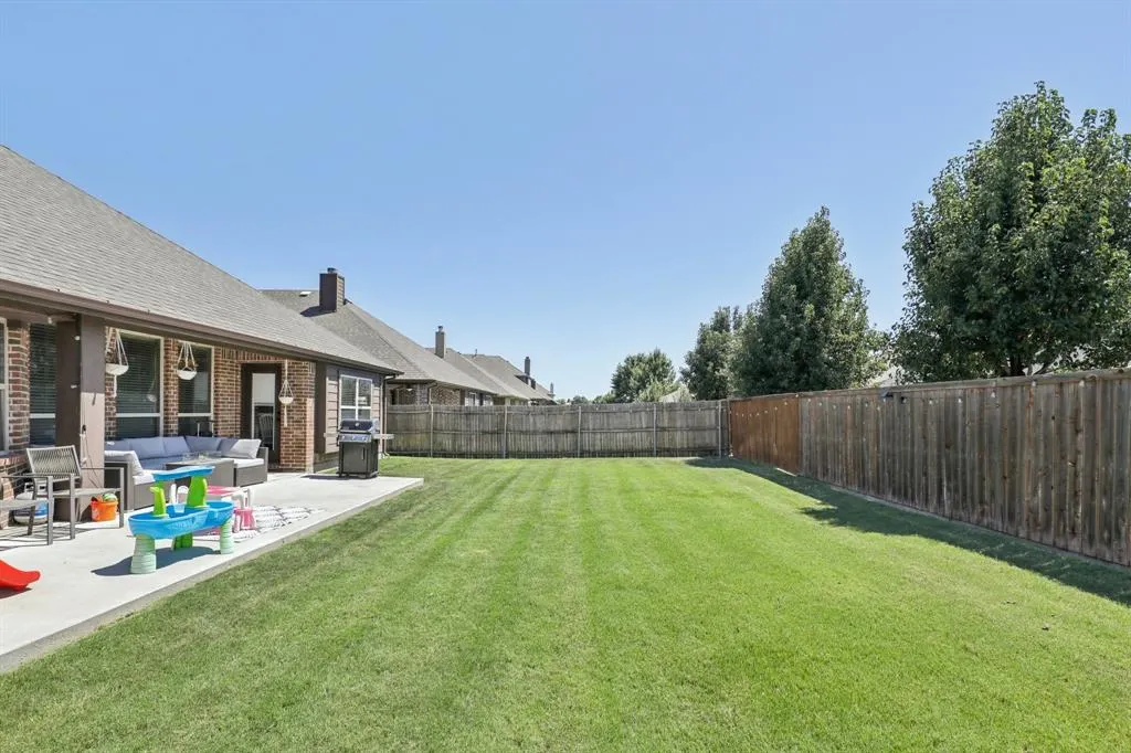 812 Marion Farm Road