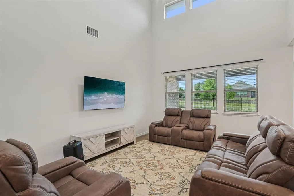 1025 Indigo Lane